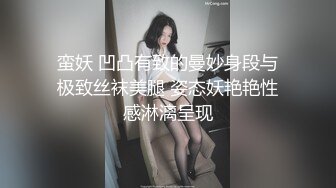 无套后入内射白虎少妇！单男自拍偷情