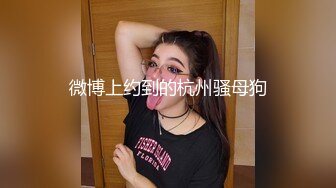 稚嫩邻家少女穿上汉服裙 主动翘起小屁屁让爸爸小骚穴 谁不喜欢这么主动的小骚母狗呢？