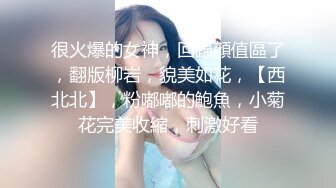 twitter高质量高撸点短视频系列【第3弹】粉穴嫩妹的尤克里里与炮机 一边炮机一边弹唱