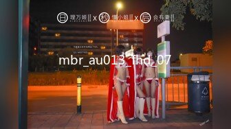 18岁学妹深喉口吐 (1)