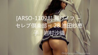 [MP4/ 1.89G] 颜值不错的爆乳少妇，全程露脸跟大哥激情啪啪，让大哥各种玩弄抽插，吃奶玩逼激情上位