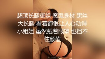 小偷姐妹花被抓进看守所还要诱惑警卫到里面干她们姐妹俩